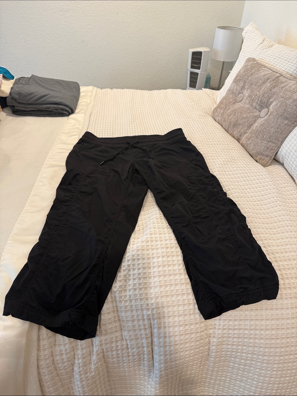 The North Face women’s Black Jogger capris. Size L